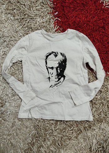 LCW 8/9 yaş Atatürk baskılı erkek koz cocuğa uygun ince swet