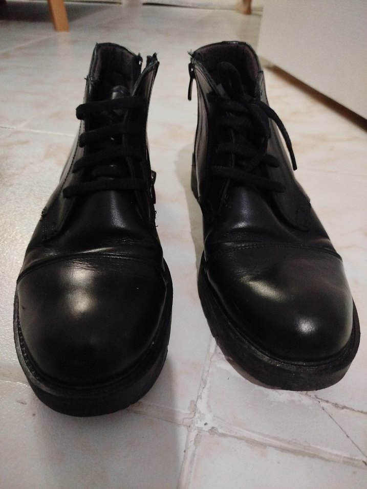 Siyah Minimalist Erkek Bot deri - Görsel 2