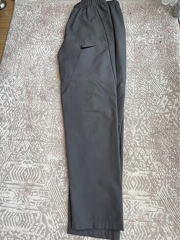 Tertemiz nike eşofman altı