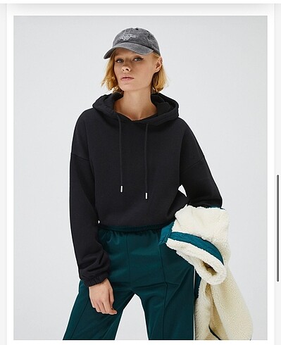 Bershka siyah sweatshirt