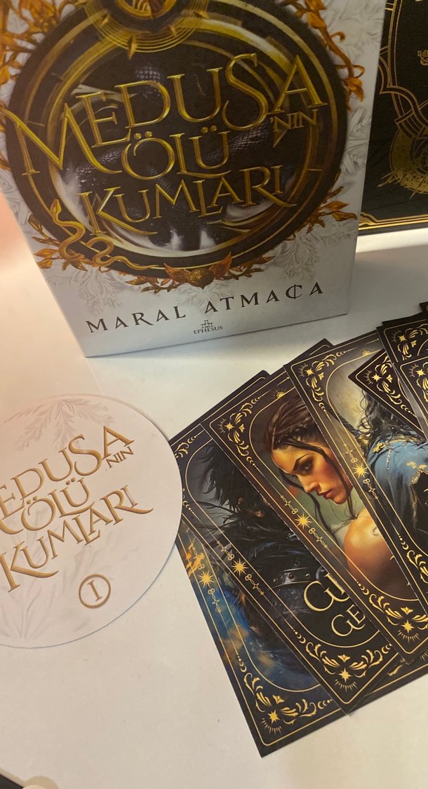 Medusanın kumları kutulu set - Görsel 2