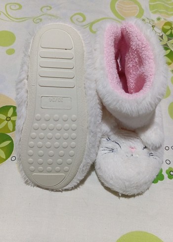 Nakışlı Beyaz Kız Çocuk Ev Terliği - Görsel 2