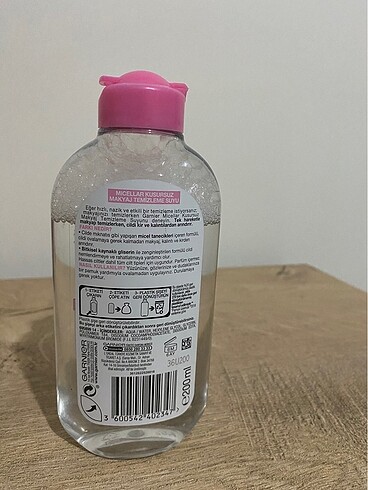 Garnier Garnier yüz yıkama jeli