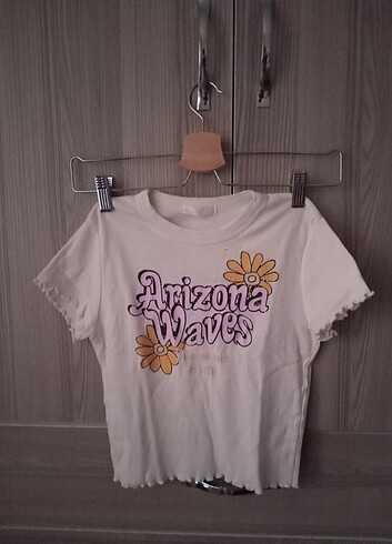 Kolları Fitilli Tatlı T-shirt/Crop top