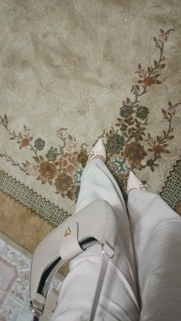 Beyaz Kemerli Stiletto Yılan Desenli Kadın Ayakkabı - Görsel 5