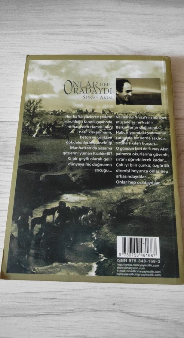 Onlar Hep Oradaydı - Sunay Akın - Görsel 2