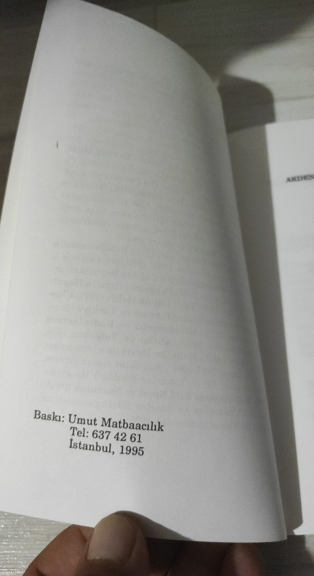 Akdeniz Kıyısında Bir Çocuk - İhsan Işık - Görsel 2