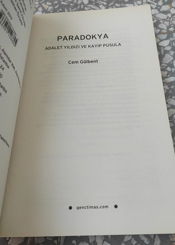 Beden Renk Paradokya Adalet Yıldızı ve Kayıp Pusula - Cem Gülbent