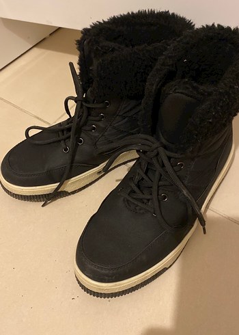 Kürklü Siyah Kadın Dolgu Topuk Bot - Görsel 3