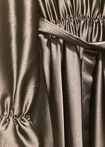 Siyah Uzun Abiye Saten Elbise - Görsel 4