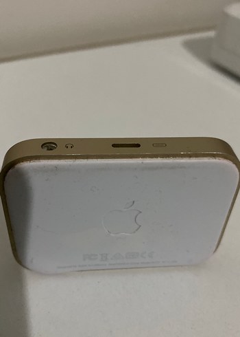 Bej iPhone şarj cihazı - Görsel 3