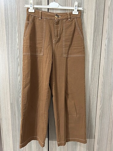 Zara model kahverengi dikiş detaylı pantolon
