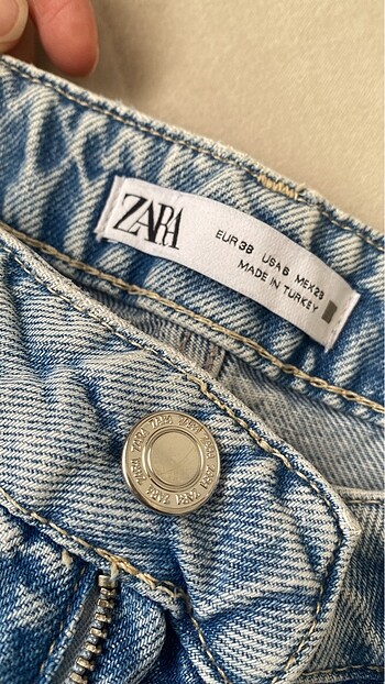 38 Beden mavi Renk Zara jean