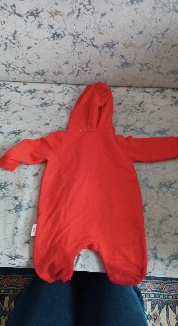 Renkli Baskılı Kırmızı Bebek Tulum - Görsel 2