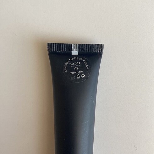 Note Note mineral matte lip cream