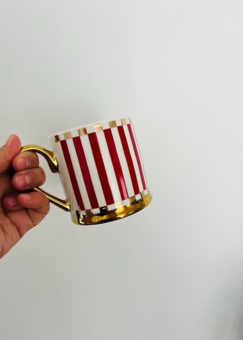 Karaca Yılbaşı Kırmızı Çizgili Altın Detaylı Kupa - Görsel 5