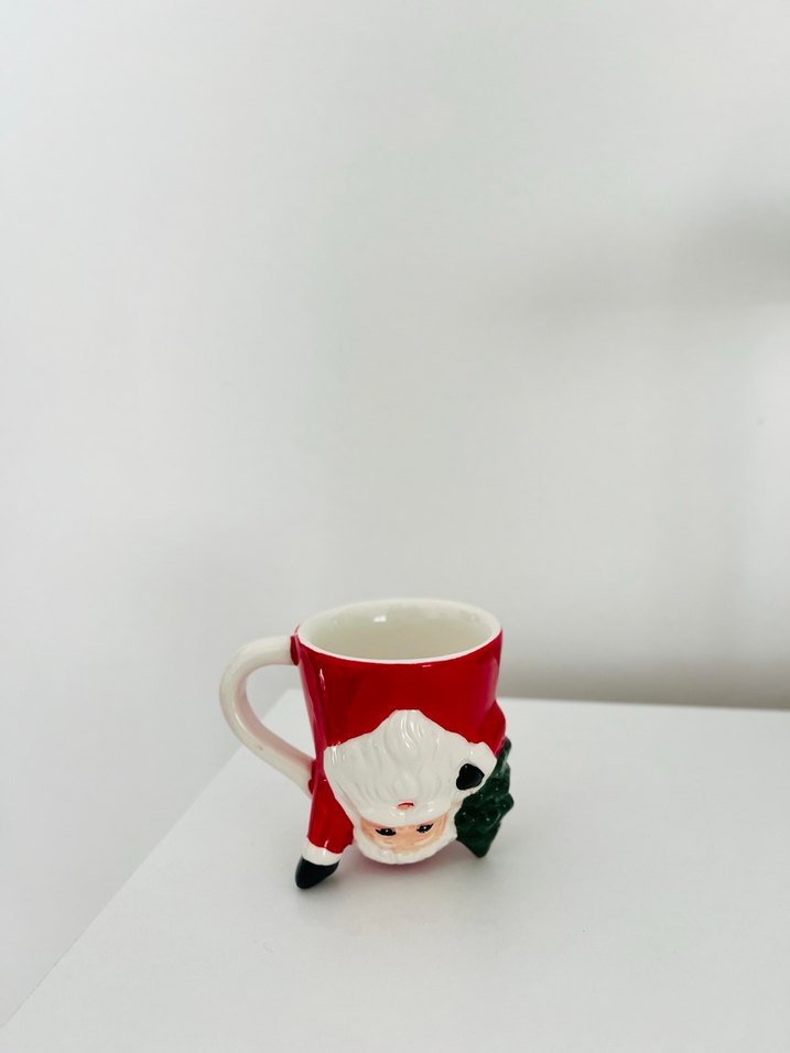 Kırmızı Noel Baba Figürlü yılbaşı fincan - Görsel 4