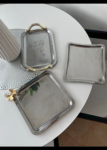 Parlak Altın Renkli Dekoratif Tepsi - Görsel 2