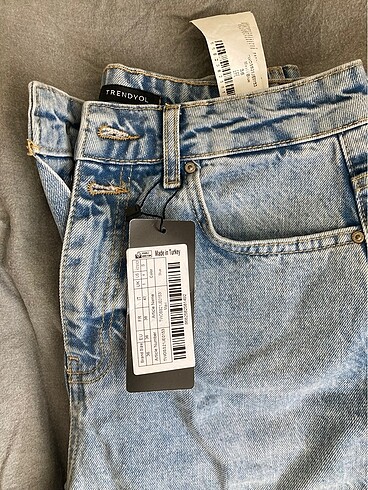 Milla mom jean
