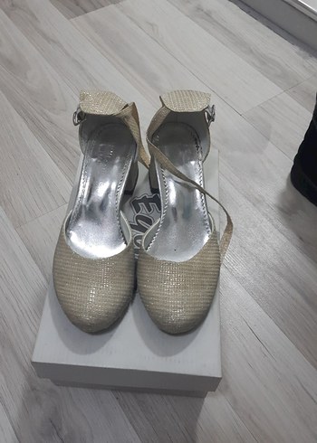 Bej kız çocuk topuklu Ayakkabı