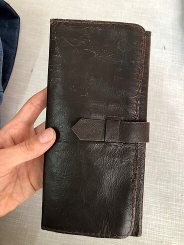 Eskitilmiş deri cüzdan