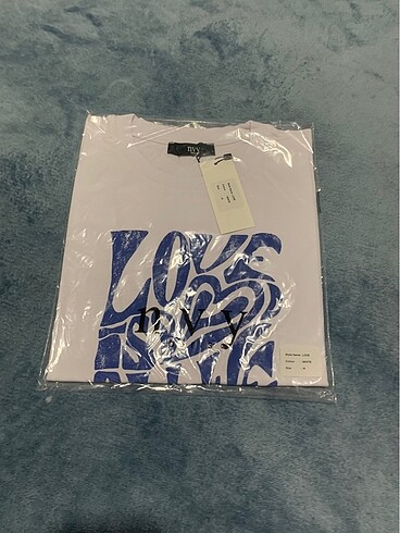 m Beden beyaz Renk NVY Tshirt