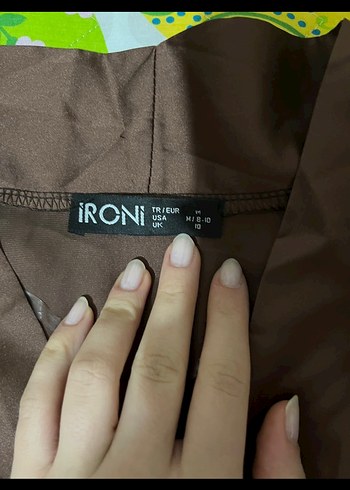 Düğmeli Kahverengi V Yaka Kadın Gömlek - Görsel 4