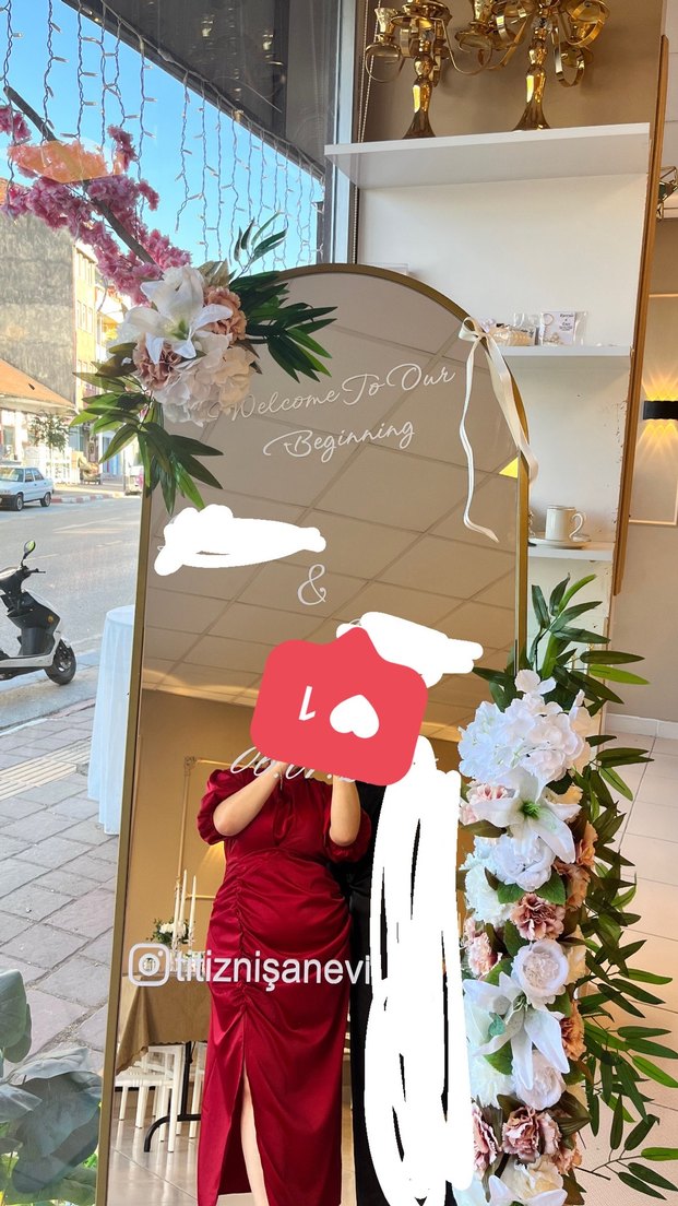 Bordo Drapeli Uzun Saten Elbise - Görsel 5