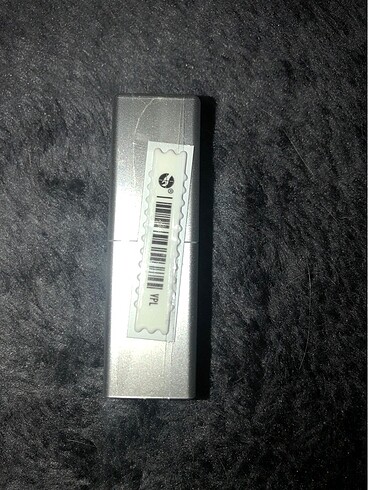 Diğer Lykd parlak ruj / Dusty nude rengi