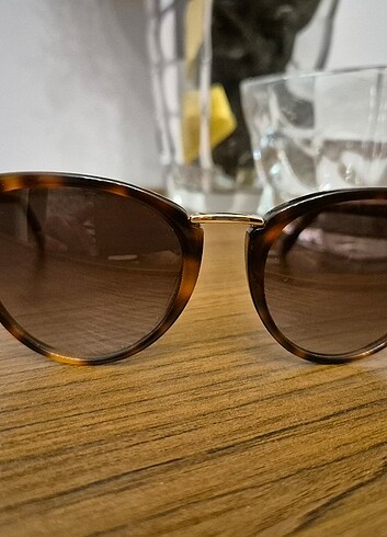 Massimodutti güneş gözlüğü 