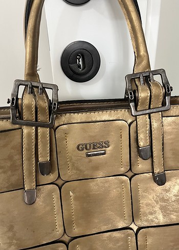 Guess Guess Parlak Altın Kadın Çantası