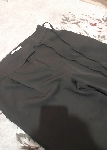 Diğer Kadın Siyah Kuşaklı Midi Kumaş Pantolon