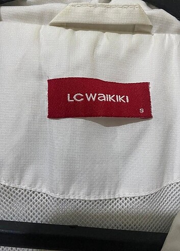 LC Waikiki Lcw yağmurluk 