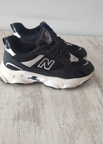 New Balance New Balance Siyah Gri Spor Ayakkabı