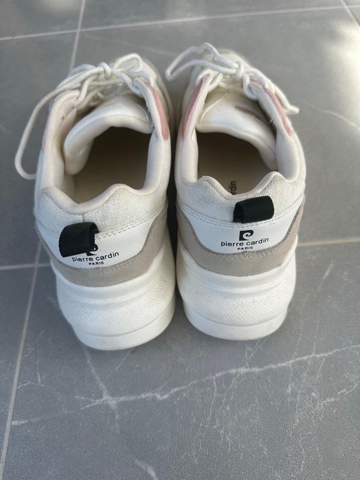 Beyaz Bağcıklı Kadın Spor Ayakkabı - Görsel 3