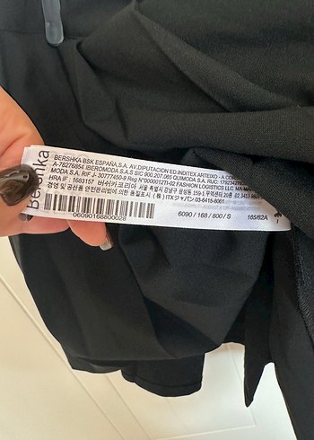 BERSHKA Zincir Detaylı Siyah Etek - Görsel 5