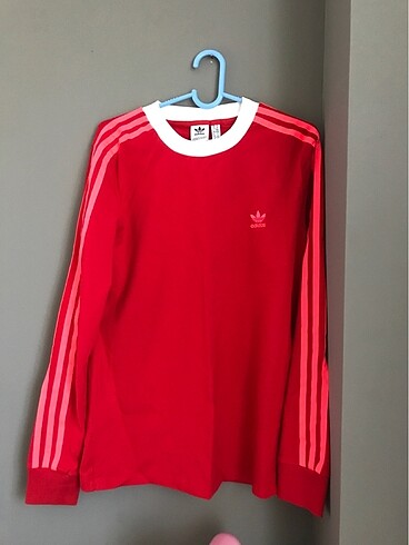 adidas sweatshirt