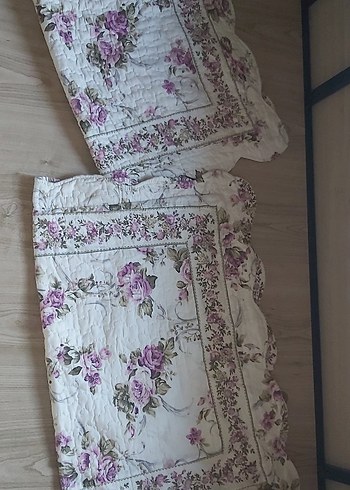 Pastel Pembe Çiçek Desenli Yatak Örtüsü - Görsel 2