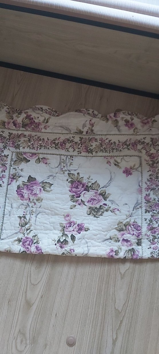 Pastel Pembe Çiçek Desenli Yatak Örtüsü - Görsel 4