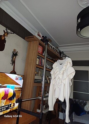 m Beden beyaz Renk Çok şık bir kazak 