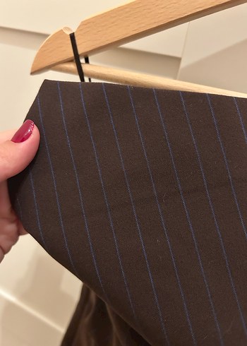 Asimetrik Drapeli Kahverengi Midi Elbise - Görsel 5