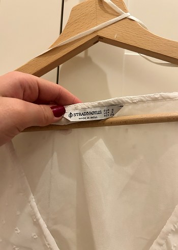 Düğmeli V Yaka Bohem Beyaz Bluz - Görsel 4