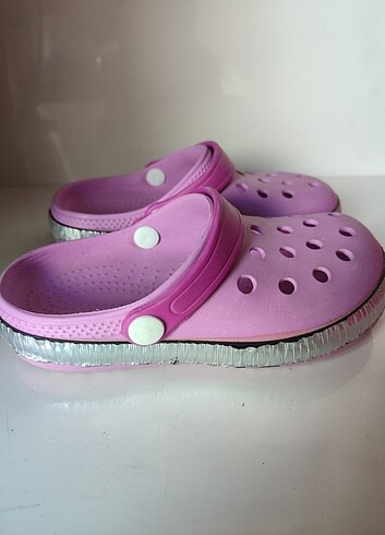 32 Beden Crocs Terlik