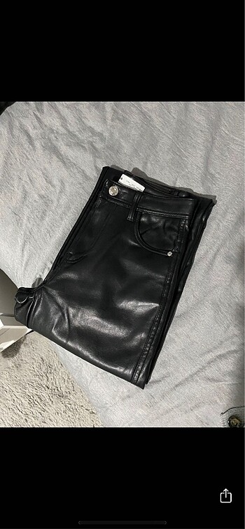 Bershka Deri pantolon