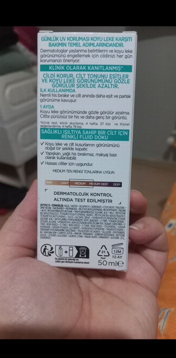 L'Oréal Bright Reveal SPF 50 Fondöten - Görsel 2