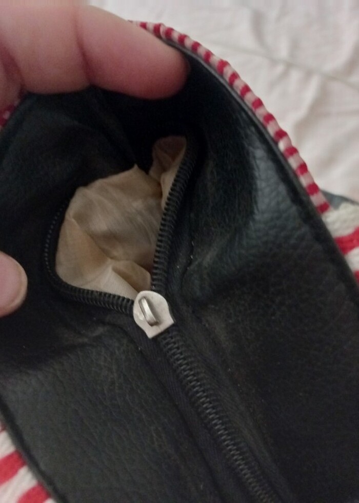 Kırmızı Kareli Çanta - Görsel 4