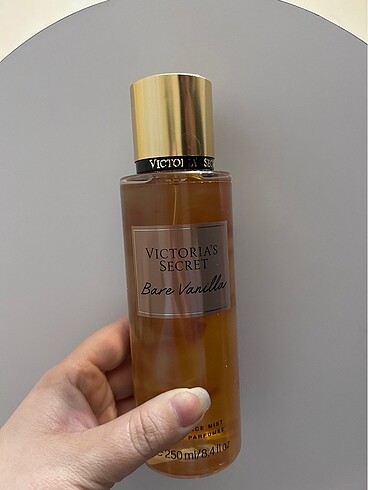 Beden Victoria secret bare vanilya vücut spreyi Body mist