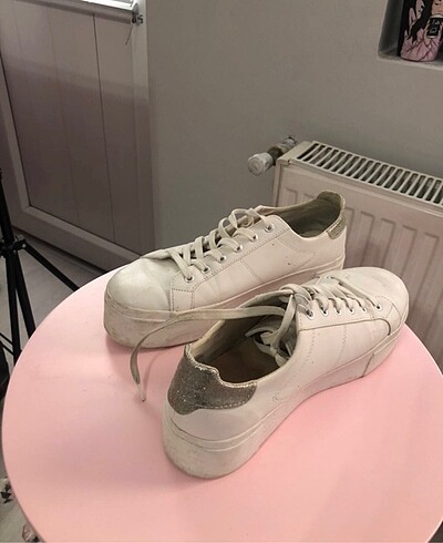 Pull and Bear PULL BEAR SPOR AYAKKABI BEYAZ