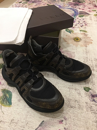 Vakko Monogram Ugly Sneaker