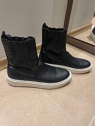 Zara Zara bot